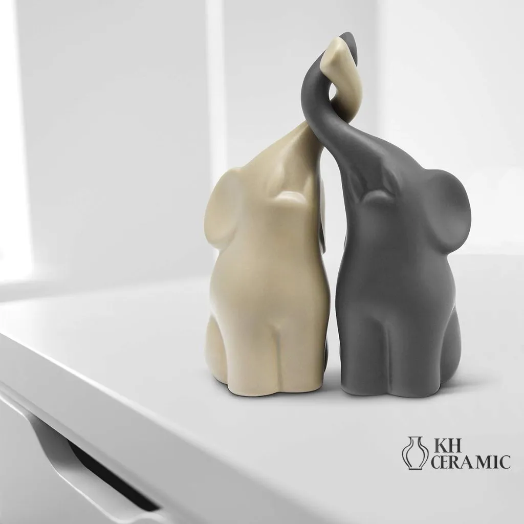 Lovely Ceramic Elephant Pair in Beige & Grey